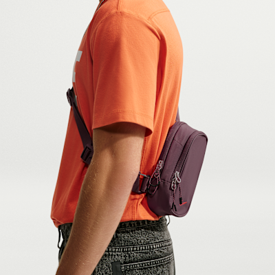 Nike Commute Crossbody Bag (1L). Nike.com